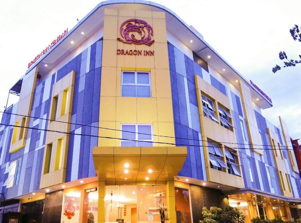 Dragon Inn Kendari Buitenkant foto