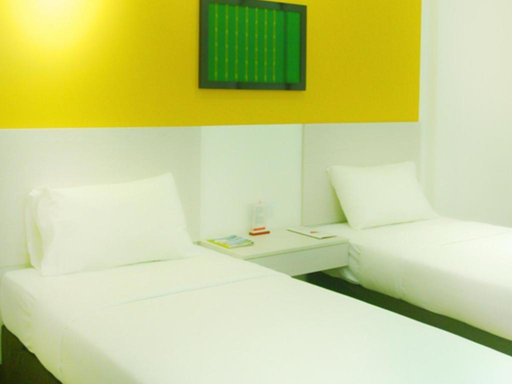 Dragon Inn Kendari Kamer foto